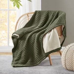 Waffle Knit Reversible Faux Fur Throw Blanket, 50" x 60" — Olive and Cream